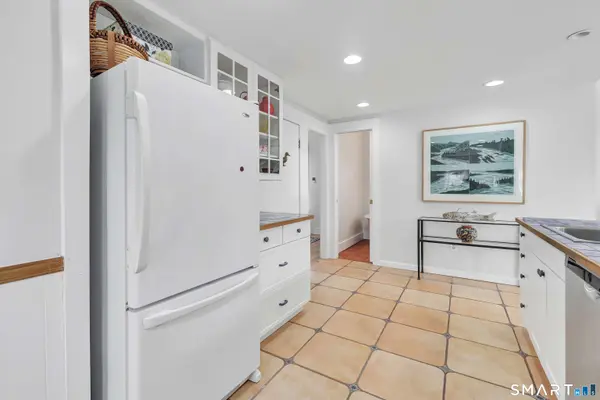 22 Morgan Park, Clinton, CT 06413