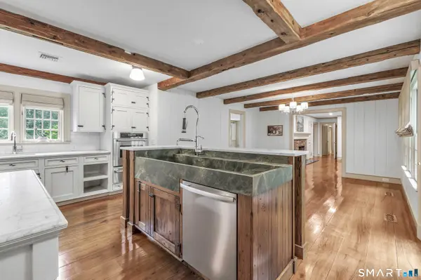 215 Cross Ridge Road, New Canaan, CT 06840