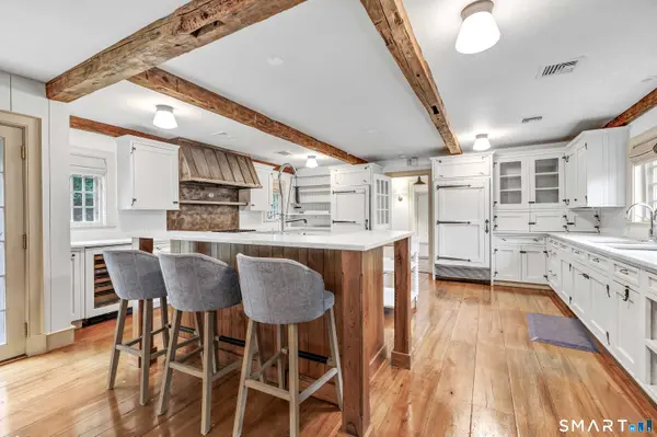 215 Cross Ridge Road, New Canaan, CT 06840