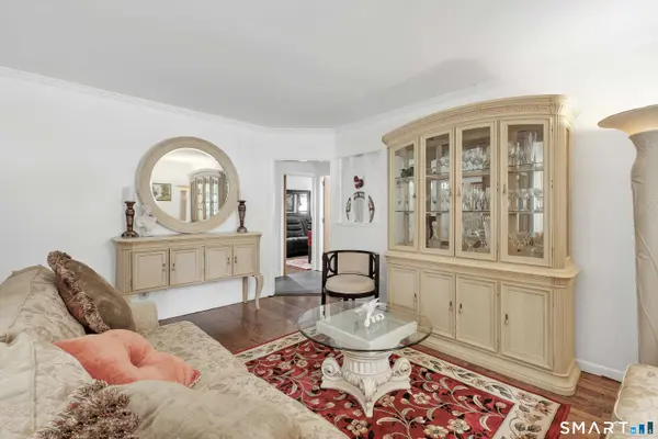 75 Robert Treat Parkway, Milford, CT 06460