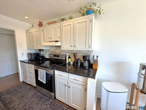 180 Glenbrook Road #15, Stamford, CT 06902
