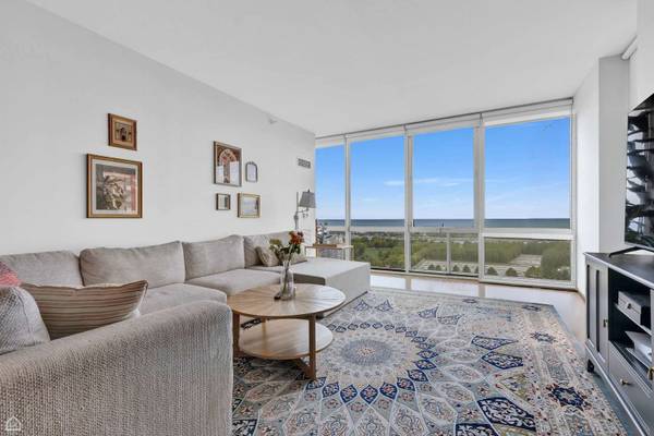 1629 S Prairie AVE #1803, Chicago, IL 60616