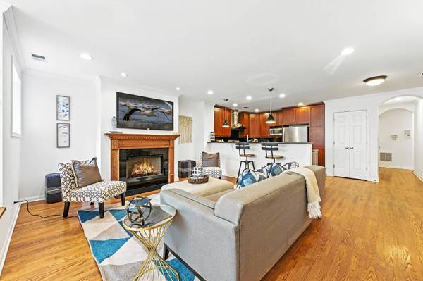 5821 N WINTHROP AVE #GN, Chicago, IL 60660