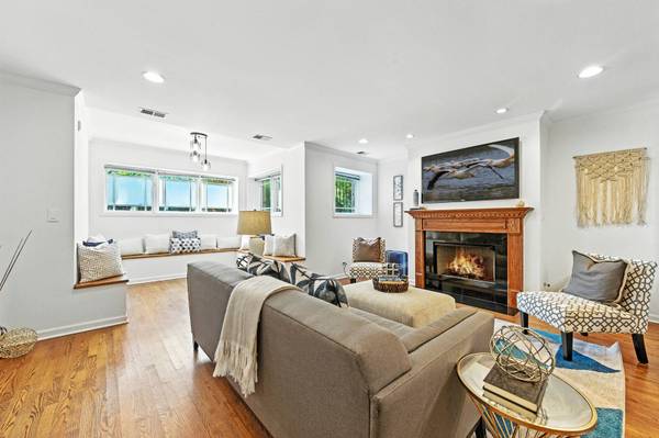 5821 N WINTHROP AVE #GN, Chicago, IL 60660