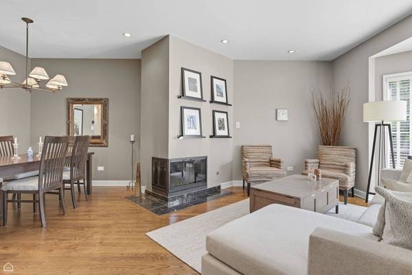 1155 W Vernon Park PL, Chicago, IL 60607