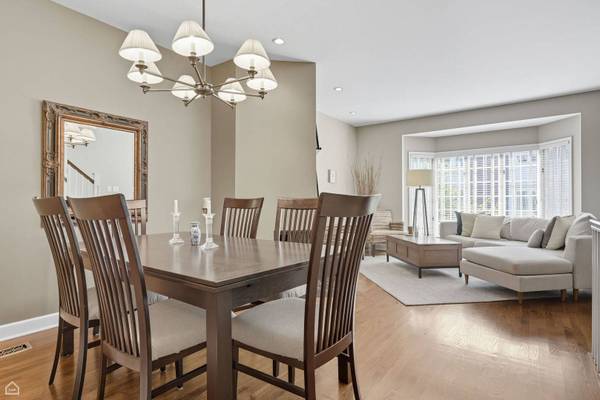 1155 W Vernon Park PL, Chicago, IL 60607