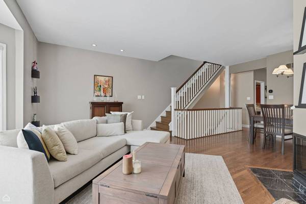 1155 W Vernon Park PL, Chicago, IL 60607