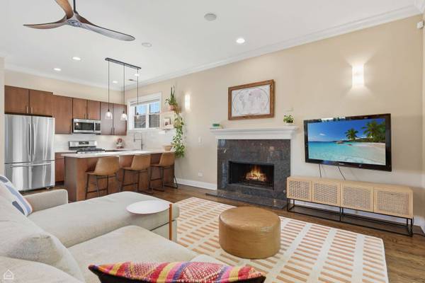 1313 W Carmen AVE #3N, Chicago, IL 60640