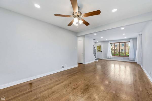 805 Norfolk AVE, Westchester, IL 60154