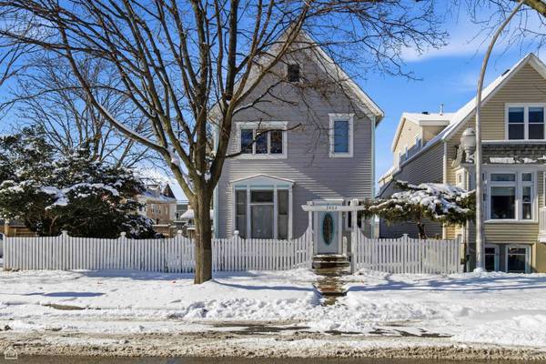 3404 N Albany AVE, Chicago, IL 60618