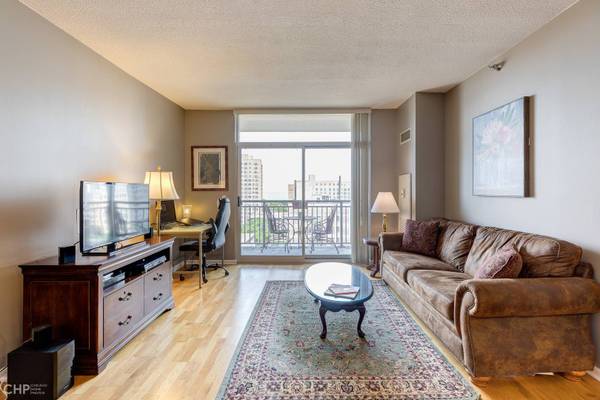 1134 W GRANVILLE AVE #1016, Chicago, IL 60660