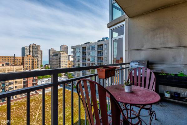 1134 W GRANVILLE AVE #1016, Chicago, IL 60660