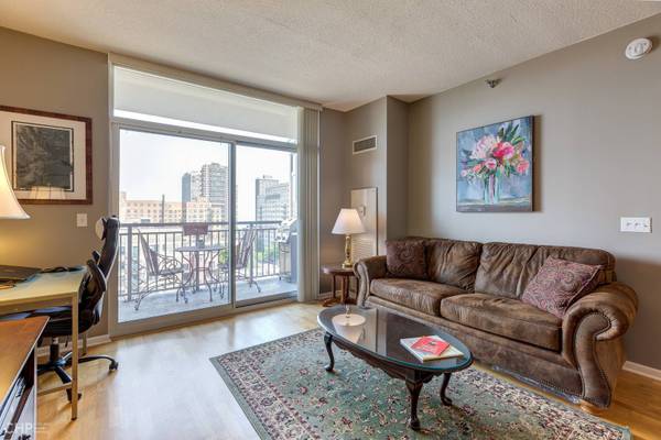 1134 W GRANVILLE AVE #1016, Chicago, IL 60660