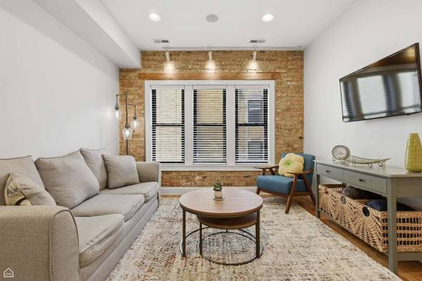 1360 W Estes AVE #2N, Chicago, IL 60626