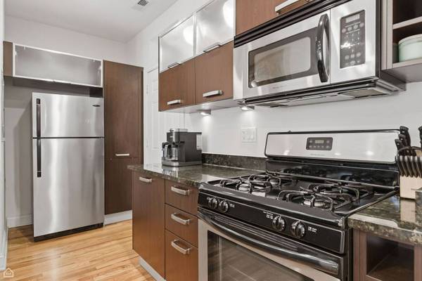 1360 W Estes AVE #2N, Chicago, IL 60626