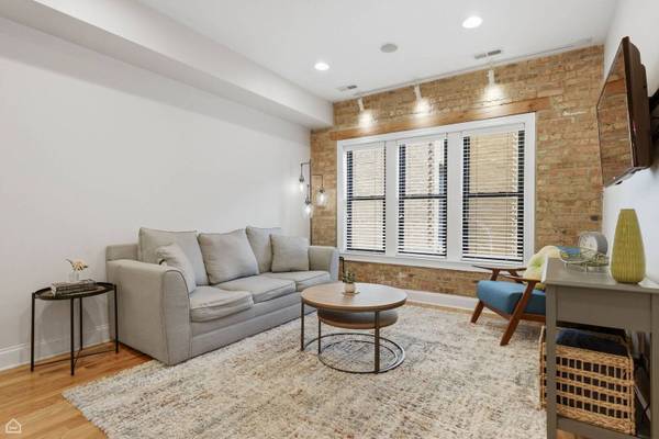 1360 W Estes AVE #2N, Chicago, IL 60626