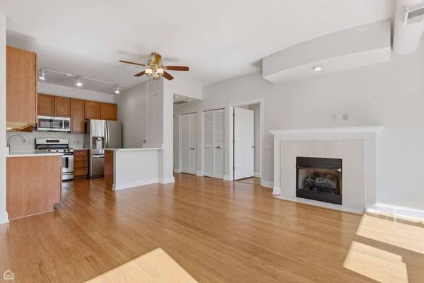 1001 W Madison ST #204, Chicago, IL 60607