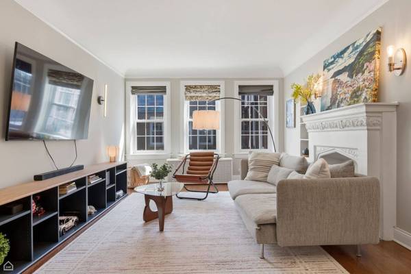 2331 W Farwell AVE #3N, Chicago, IL 60645