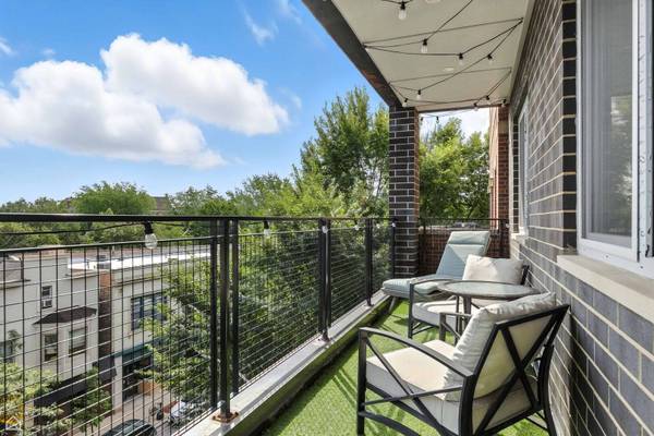 3530 N Lincoln AVE #403, Chicago, IL 60657