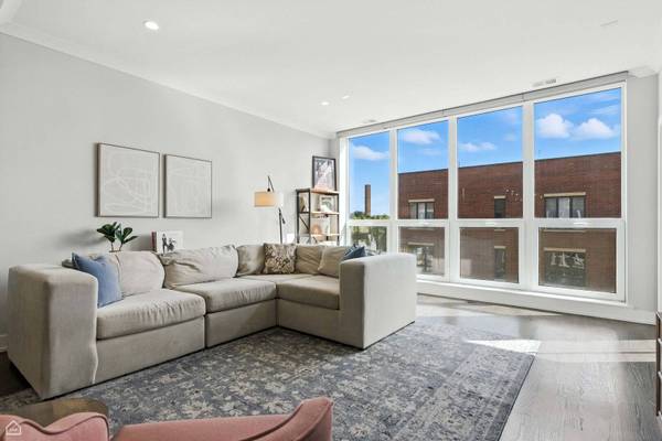 3530 N Lincoln AVE #403, Chicago, IL 60657