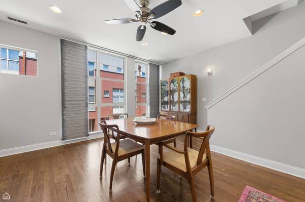 6951 N WESTERN AVE #B, Chicago, IL 60645