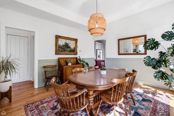 3038 W Diversey AVE, Chicago, IL 60647
