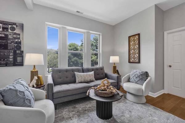 1457 W Thome AVE #2, Chicago, IL 60660