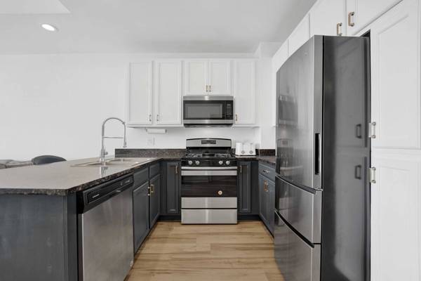 8 W Monroe ST #2001, Chicago, IL 60603