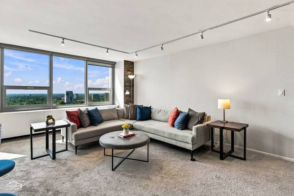 1700 E 56th ST #2209, Chicago, IL 60637