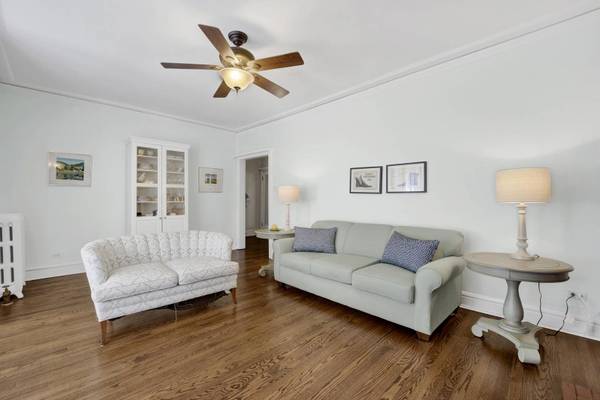 4457 N BEACON ST #2, Chicago, IL 60640