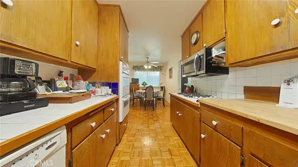 1242 N Dalton AVE, Azusa, CA 91702