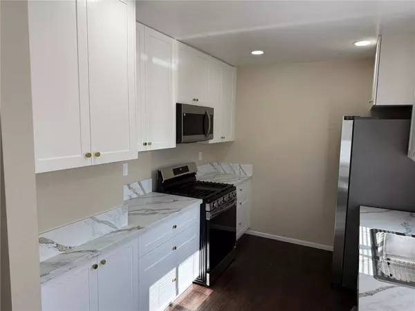 256 Euclid PL #B, Upland, CA 91786