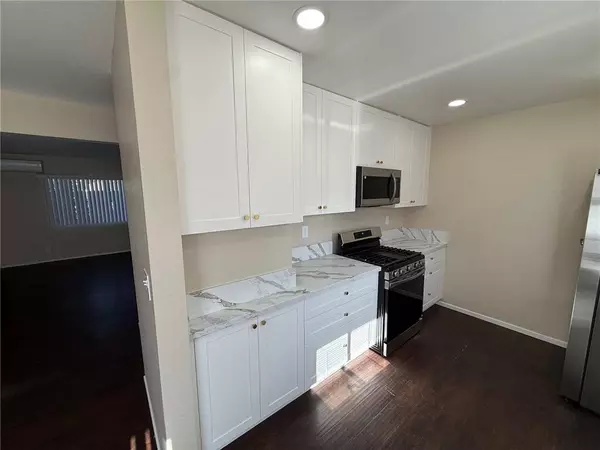 256 Euclid PL #B, Upland, CA 91786