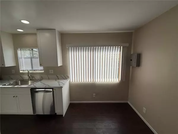 256 Euclid PL #B, Upland, CA 91786