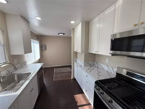 256 Euclid PL #B, Upland, CA 91786