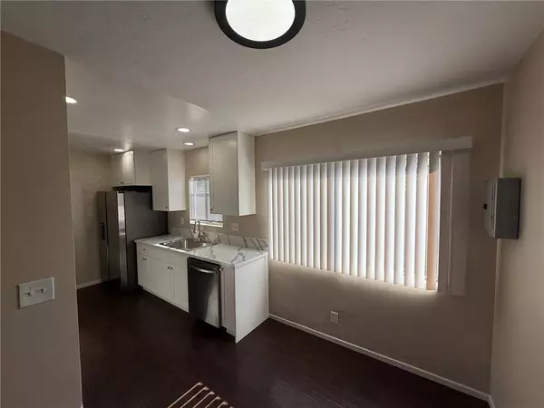 256 Euclid PL #B, Upland, CA 91786