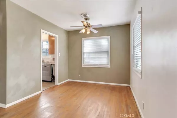 1146 N Azusa, Azusa, CA 91702