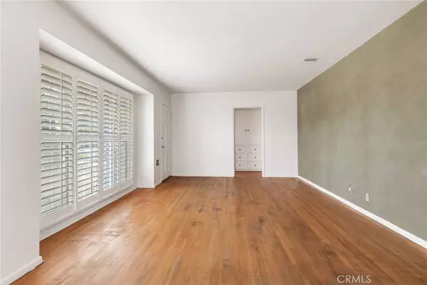 1146 N Azusa, Azusa, CA 91702