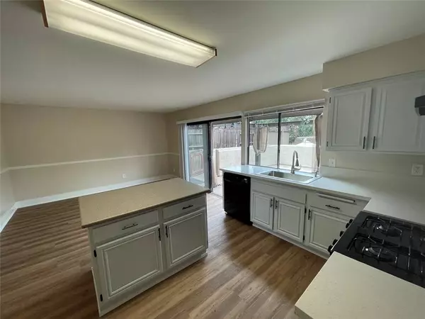 765 Knollwood LN, San Dimas, CA 91773