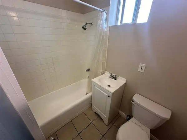 936 W Foothill BLVD #05, Azusa, CA 91702