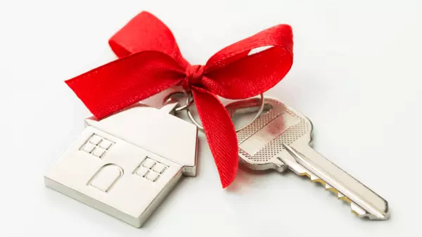 Holiday Home Buying and Selling Guide in Knoxville and East Tennessee