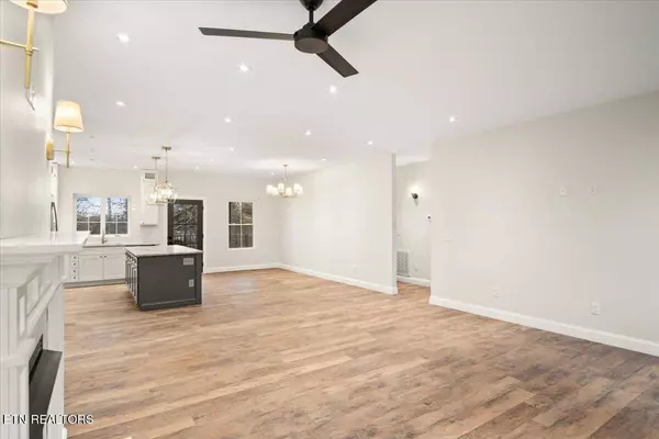 1983 Kaylee Dr, Jefferson City, TN 37760