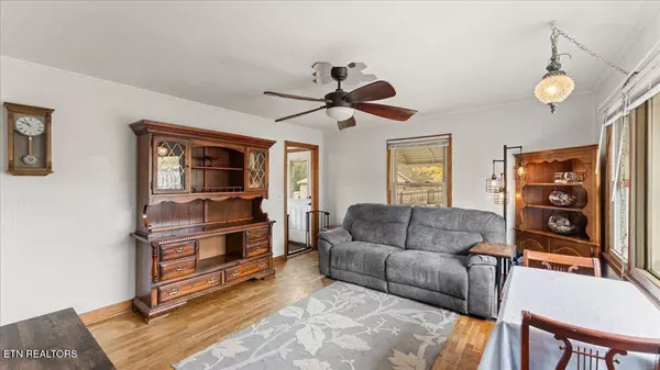 10528 Thorngrove Pike, Strawberry Plains, TN 37871