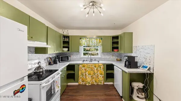 308 Centeroak Drive, Knoxville, TN 37920