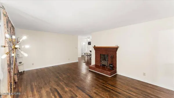 308 Centeroak Drive, Knoxville, TN 37920