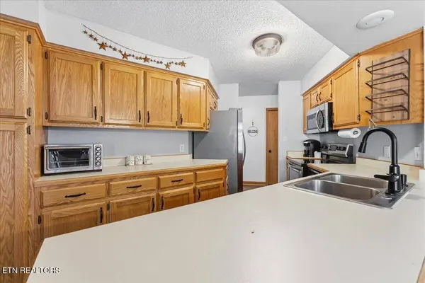 3120 Wears Drive, Sevierville, TN 37862