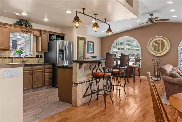 16924 Oscar DR, Grass Valley, CA 95949