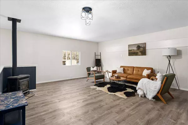 10699 Spenceville RD, Penn Valley, CA 95946