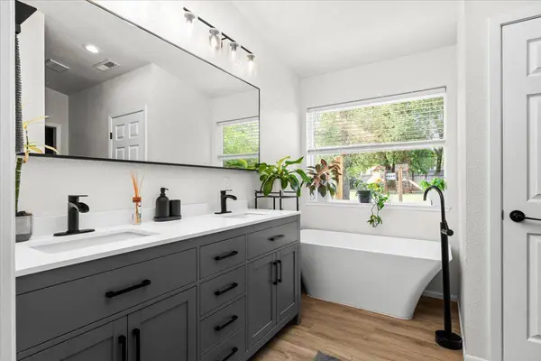 10380 Horton ST, Penn Valley, CA 95946
