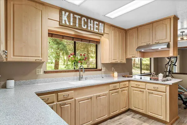 15886 Gibboney LN, Grass Valley, CA 95949